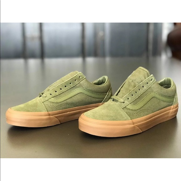Vans Women’s Old Skool Canvas and Leather Shoes - Picture 4 of 8